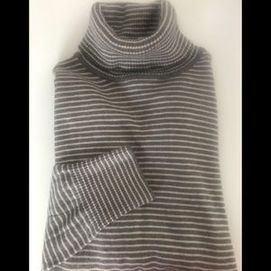 LL Bean Turtleneck Cashmere/Cotton Gray w/White stripes Size Medium